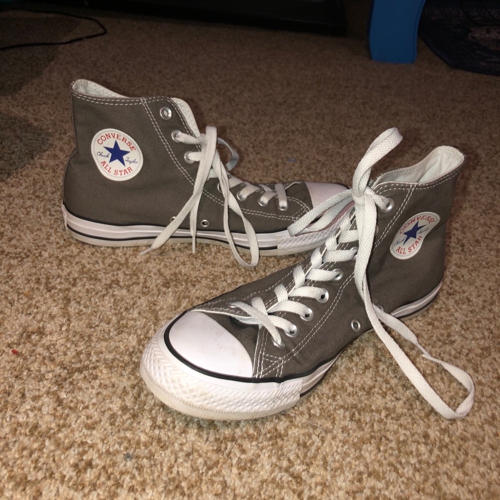 brown high top converse